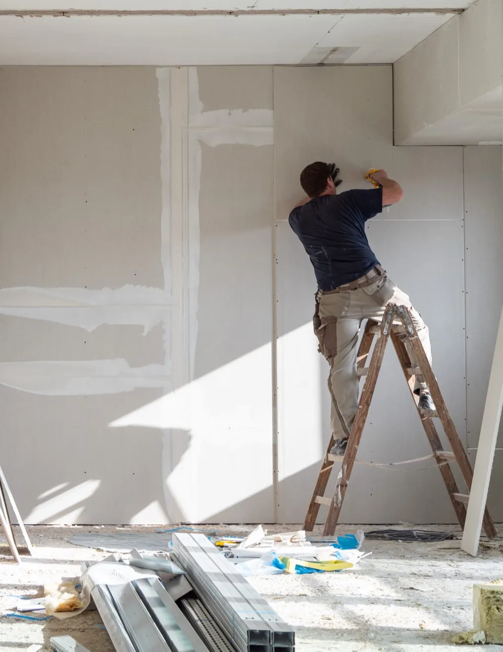 Renovatie en verbouwing in uitvoering — wij houden het overzicht