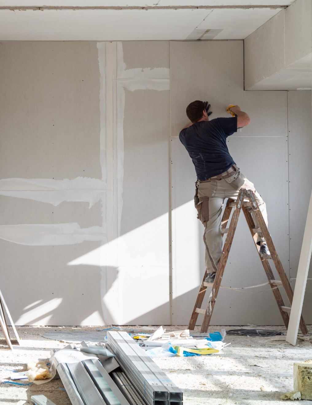 Renovatie en verbouwing in uitvoering — wij houden het overzicht